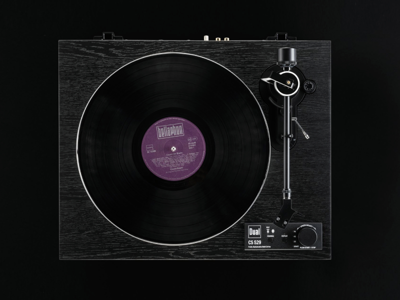 Dual Electronics Automatic Belt-Drive Turntable in Black - CS529BK